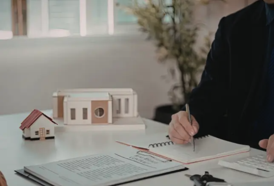 What Can an Unlicensed Property Manager Do in Texas?